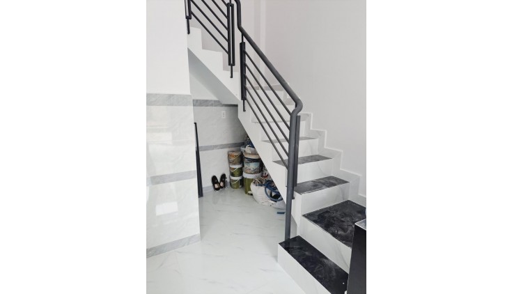 NHÀ ĐẸP VỪA HOÀN THÀNH - 24M2 - 2 TẦNG - 2PN - NHỈNH 2.5T TL